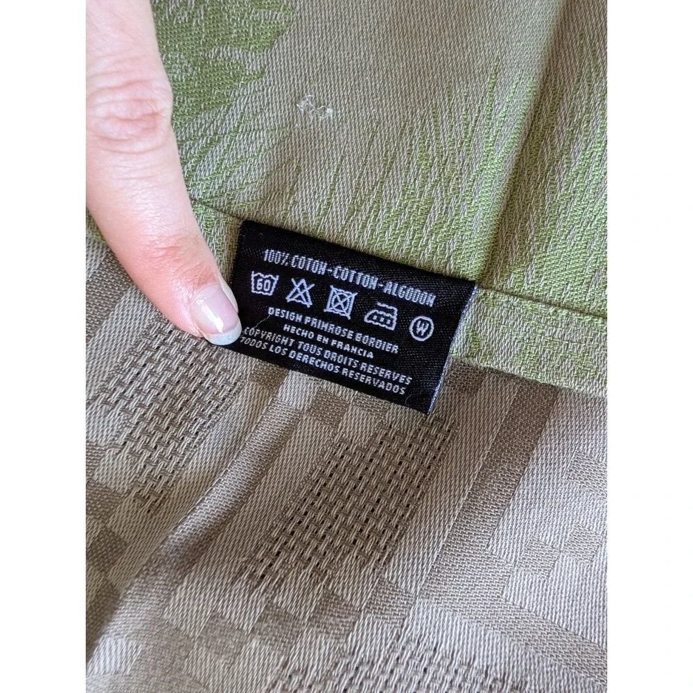 Le Jacquard Francais Sous la Neige Sapin Green Winter Tablecloth Cotton Xmas